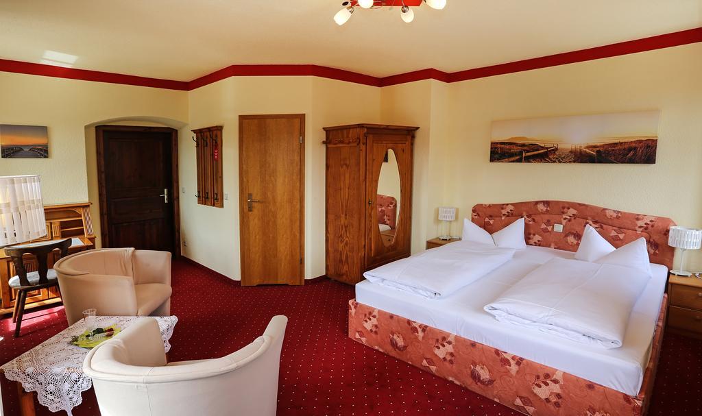 Landhotel Thuermchen Schirgiswalde-Kirschau Ngoại thất bức ảnh